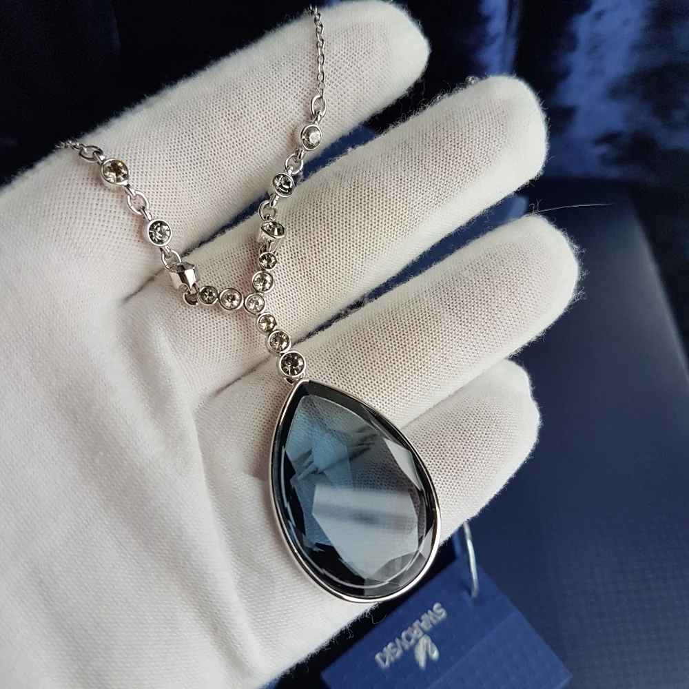AUTHENTIC Swarovski Montana Blue Meringue Large Teardrop Necklace NIB